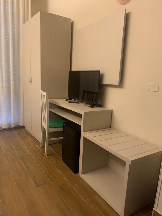Hotel Royal Plaza Rimini Esterno foto