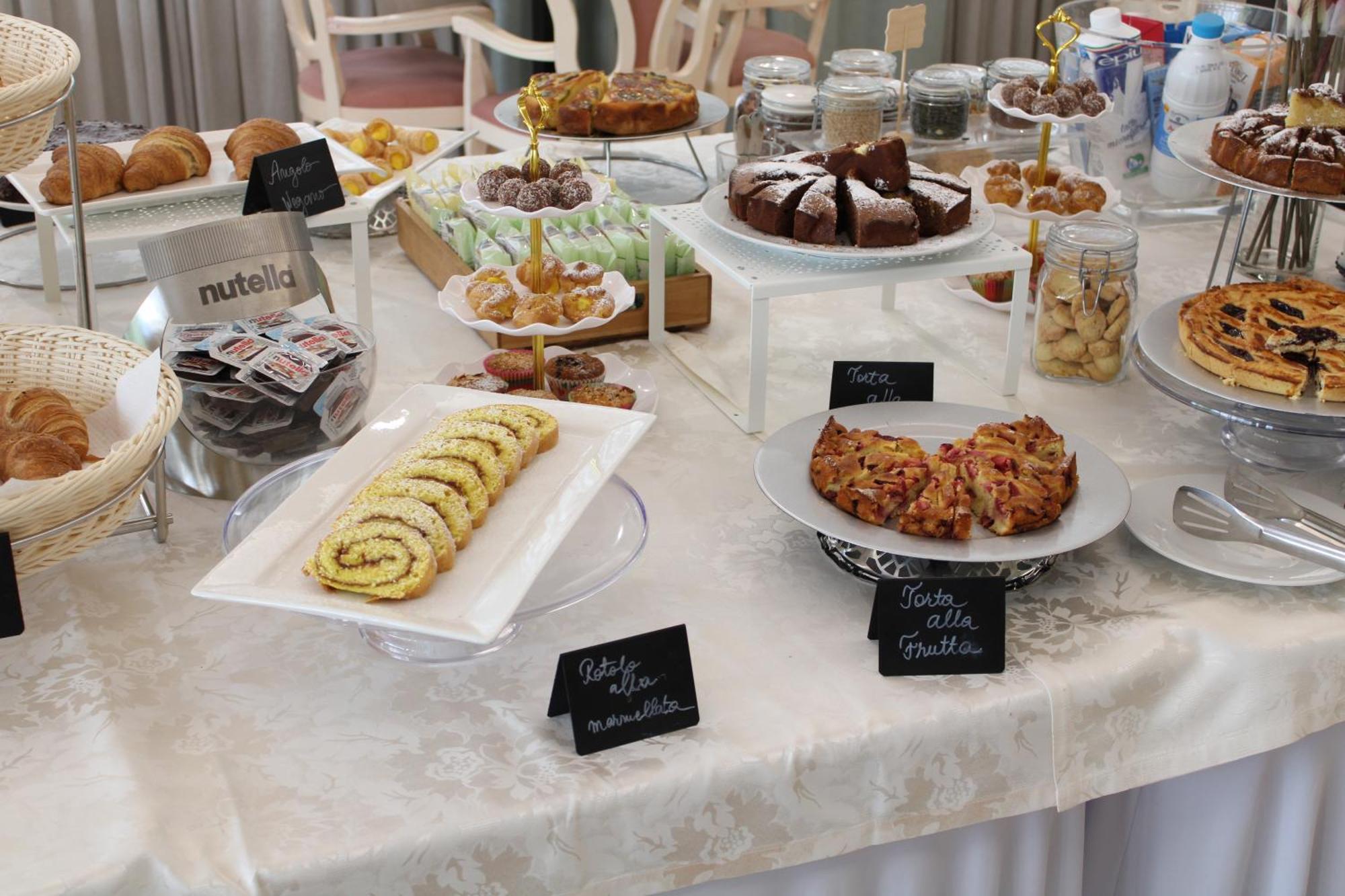 Hotel Royal Plaza Rimini Esterno foto