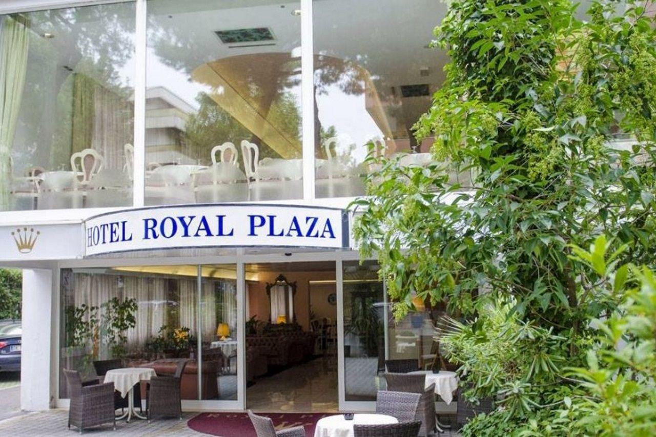 Hotel Royal Plaza Rimini Esterno foto