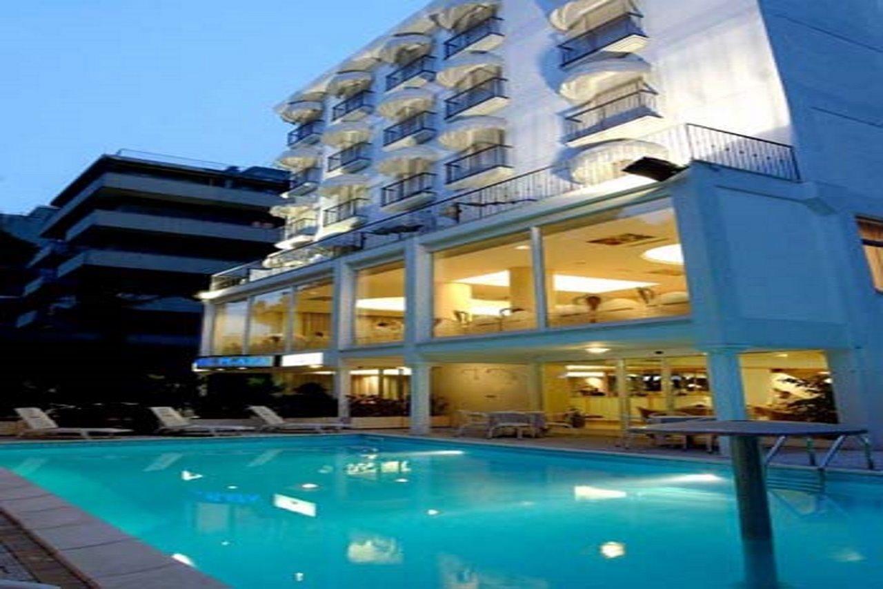 Hotel Royal Plaza Rimini Esterno foto